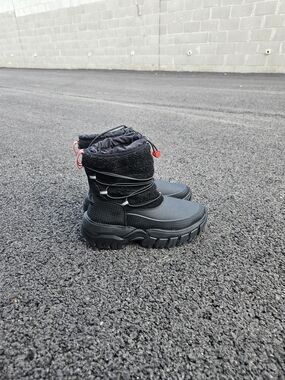 Hunter Kids Insulated Waterproof Snow Boots Black Youth US 8 EU 39 Winter